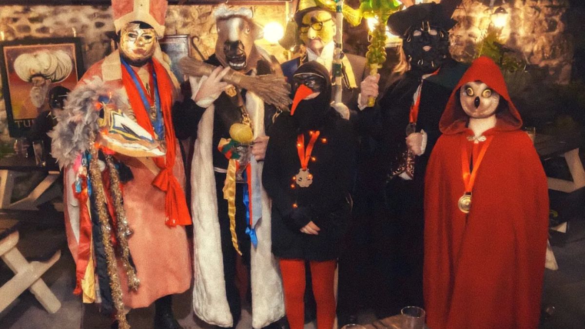 Group of people mumming for Halloween